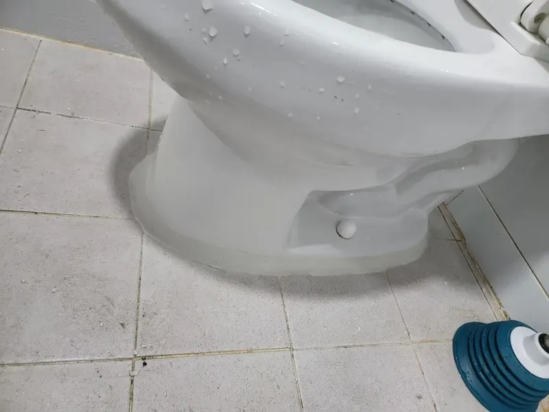 연제구 변기막힘 작업사례 4