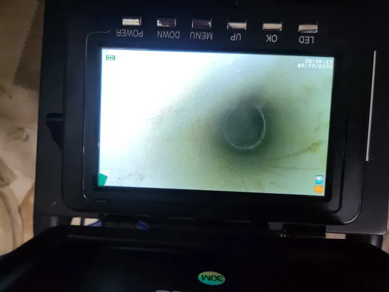 연제구 내시경 화면에 보이는 배관 이음부